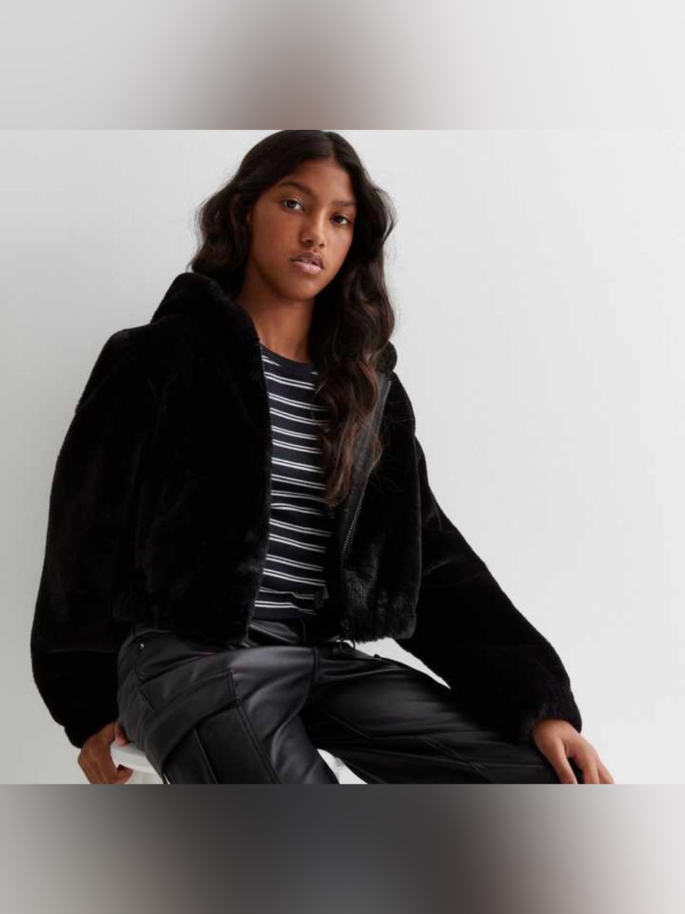 New Look Cropped Faux Fur Hooded Jacket NWT